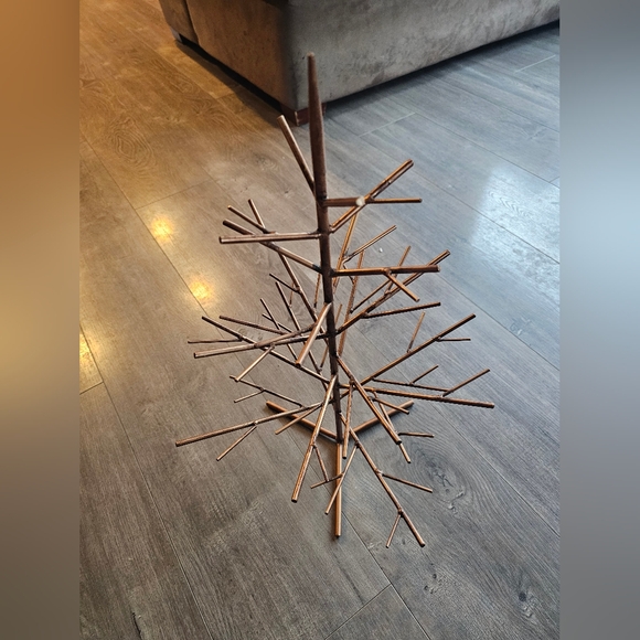 Vintage Hallnark Keepsake Copper Metal Ornament Tree 2018 20 Inches Tall - Picture 3 of 4